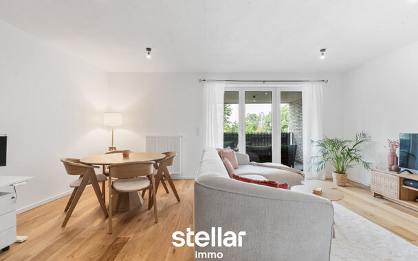 Ruim 1-slaapkamerappartement met terras in Ename

Op zoek naar een ruim en comfortabel appartement op een aangename locatie? Dit verzorgde 1-slaapkamerappartement in Ename biedt een mooie combinatie van ruimte, comfort en een praktische indeling.

Het app