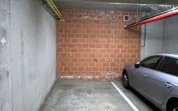 Binnenstaanplaats te huur in Gent