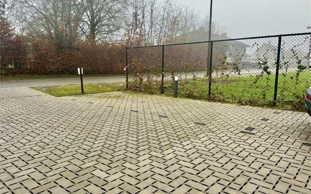 Buitenstaanplaats te koop in Kruishoutem