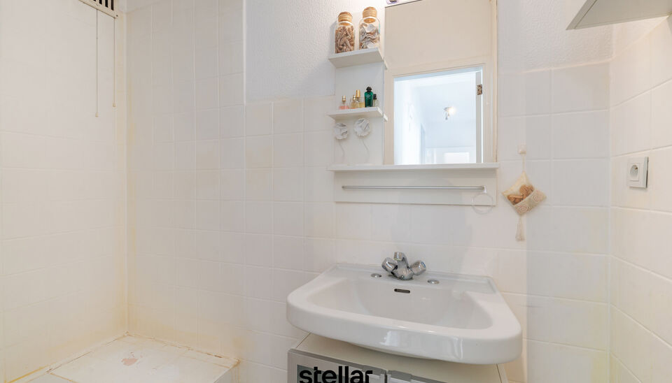 Zeer ruim appartement met 4 slaapkamers en adembenemend zicht &ndash; Gent

Op zoek naar ruimte, comfort &eacute;n uitzicht? Dan mag u dit appartement niet missen!

Gelegen op de zesde verdieping, biedt dit lichtrijke appartement een verrassend mooi zicht over Gent