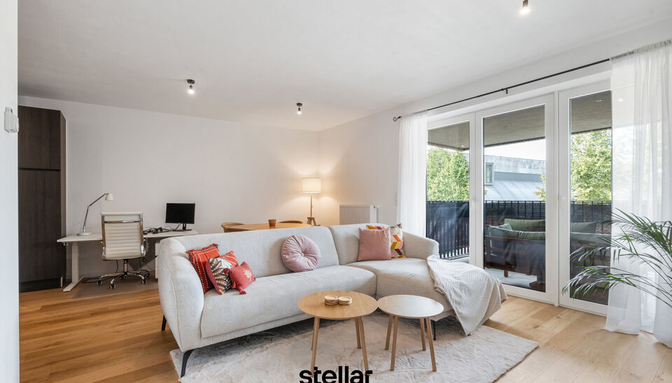 Ruim 1-slaapkamerappartement met terras in Ename

Op zoek naar een ruim en comfortabel appartement op een aangename locatie? Dit verzorgde 1-slaapkamerappartement in Ename biedt een mooie combinatie van ruimte, comfort en een praktische indeling.

Het app