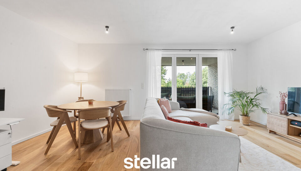 Ruim 1-slaapkamerappartement met terras in Ename

Op zoek naar een ruim en comfortabel appartement op een aangename locatie? Dit verzorgde 1-slaapkamerappartement in Ename biedt een mooie combinatie van ruimte, comfort en een praktische indeling.

Het app