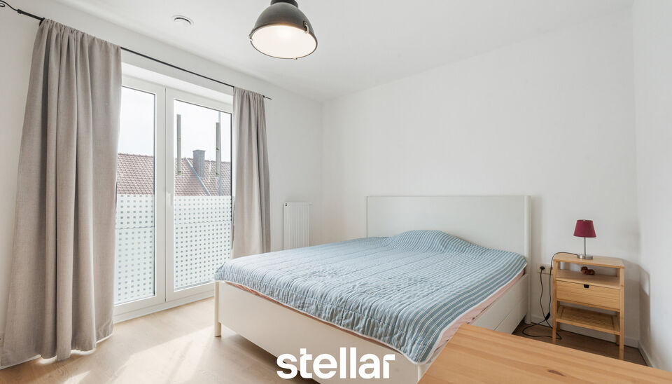 Ruim 1-slaapkamerappartement met terras in Ename

Op zoek naar een ruim en comfortabel appartement op een aangename locatie? Dit verzorgde 1-slaapkamerappartement in Ename biedt een mooie combinatie van ruimte, comfort en een praktische indeling.

Het app