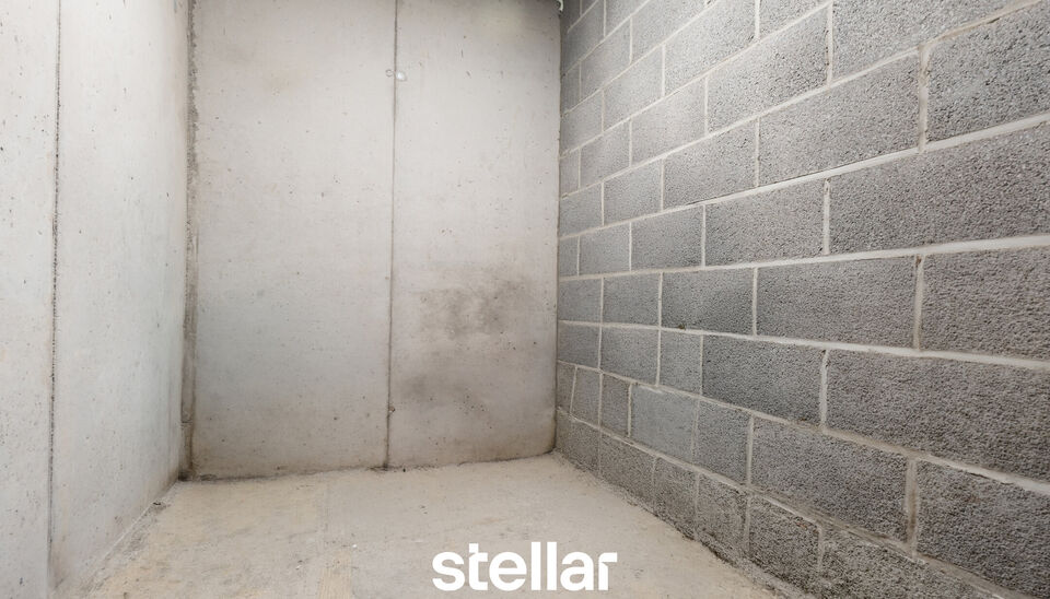 Ruim 1-slaapkamerappartement met terras in Ename

Op zoek naar een ruim en comfortabel appartement op een aangename locatie? Dit verzorgde 1-slaapkamerappartement in Ename biedt een mooie combinatie van ruimte, comfort en een praktische indeling.

Het app
