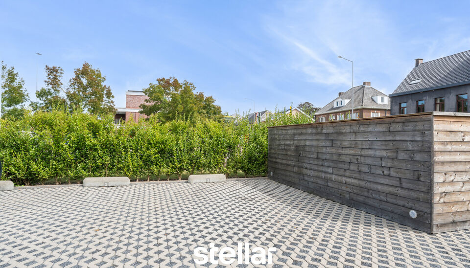 Ruim 1-slaapkamerappartement met terras in Ename

Op zoek naar een ruim en comfortabel appartement op een aangename locatie? Dit verzorgde 1-slaapkamerappartement in Ename biedt een mooie combinatie van ruimte, comfort en een praktische indeling.

Het app