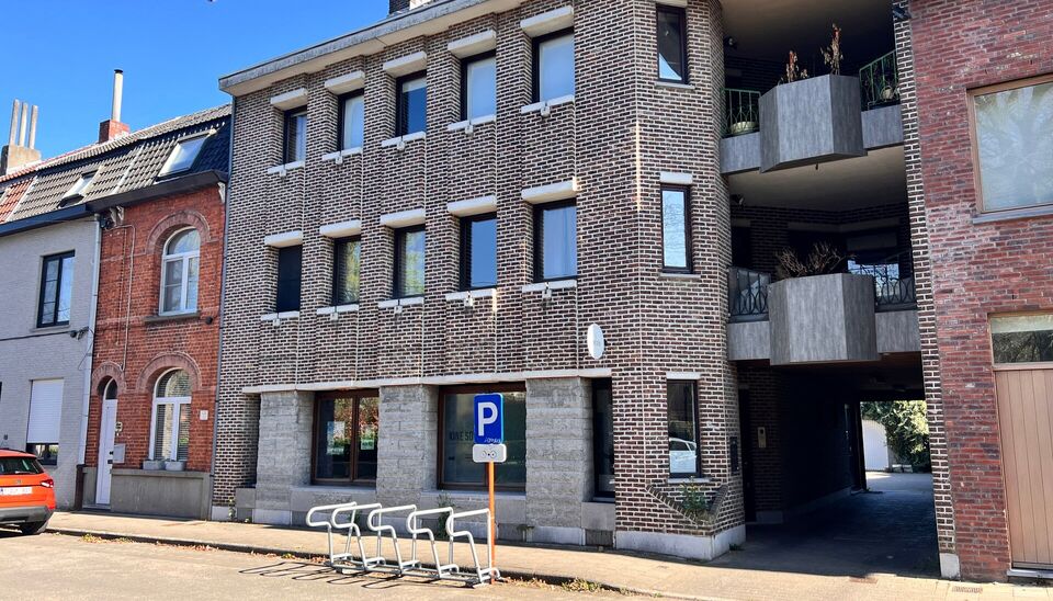 App.complex gemengd gebruik te koop in Gent