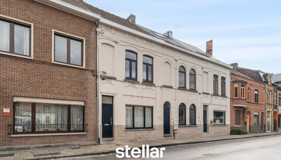Ruime rijwoning met tuin in Wondelgem

Deze ruime rijwoning, gelegen in de Sint-Markoenstraat 9 te Wondelgem, biedt heel wat potentieel en is ideaal voor wie op zoek is naar een aangename gezinswoning met voldoende ruimte en uitbreidingsmogelijkheden.

Bi