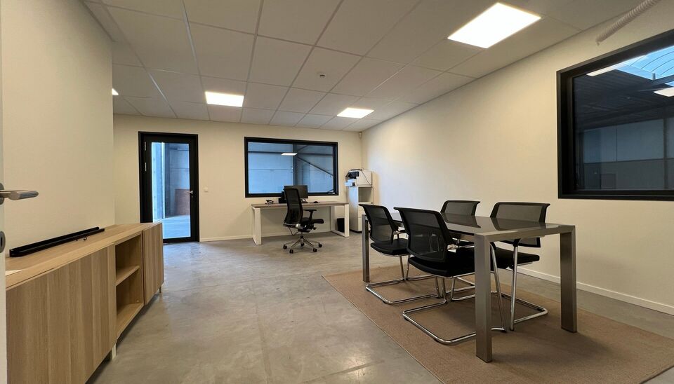 Kmo-unit te huur in Nazareth