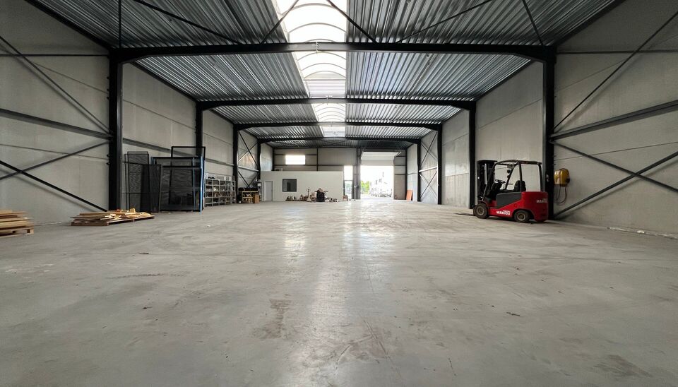 Kmo-unit te huur in Nazareth